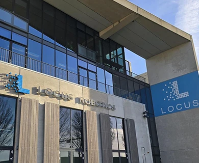 SafetyFirst accukluis bij Locus Robotics
